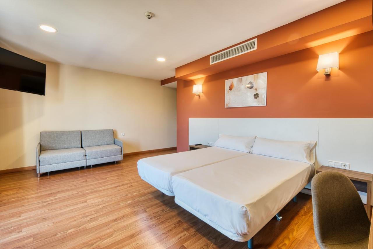 Checkin Madrid Mostoles Dış mekan fotoğraf