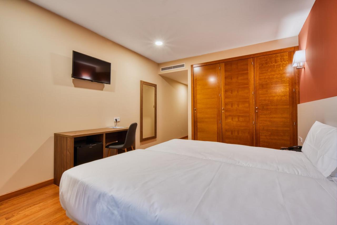 Checkin Madrid Mostoles Dış mekan fotoğraf